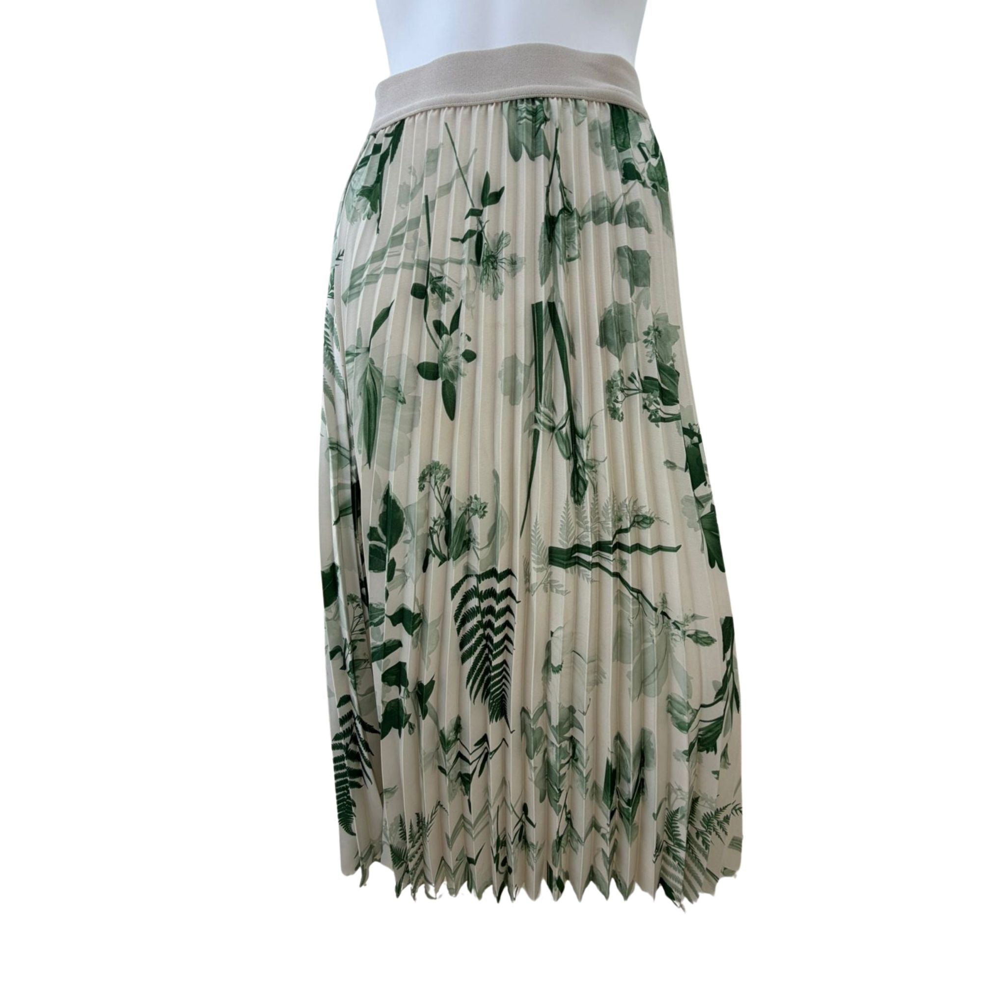 H&M pleated patterned midi skirt (size S)