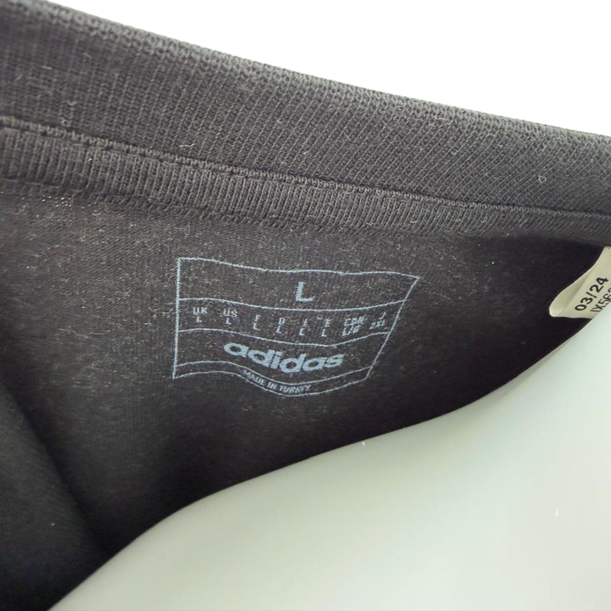 Adidas Dubai Edition graphic t-shirt Camel (men’s L, loose fit)